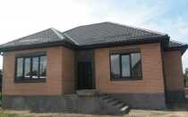 Какую высоту цоколя выбрать для газобетонного дома