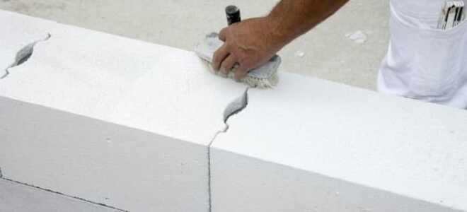 Кладка газобетона: выбор клеящего состава и расчет количества, технология и пошаговая инструкция