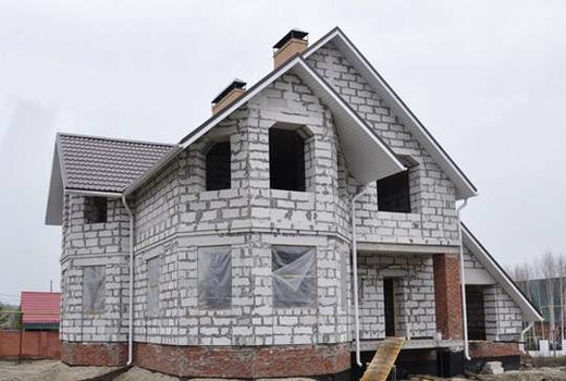 Дом из газобетонных блоков 