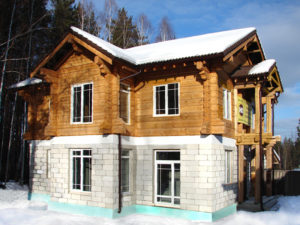 дом из бруса и газобетона