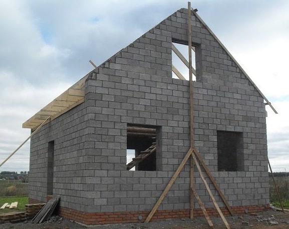 Фронтон из газобетона