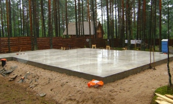 Плитный фундамент для газобетона