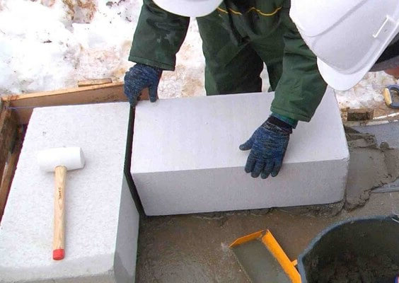 работа с газобетоном в зимнее время